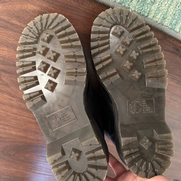 Dr. Martens Black Leather Boots with Heart Buckles - Picture 4 of 5